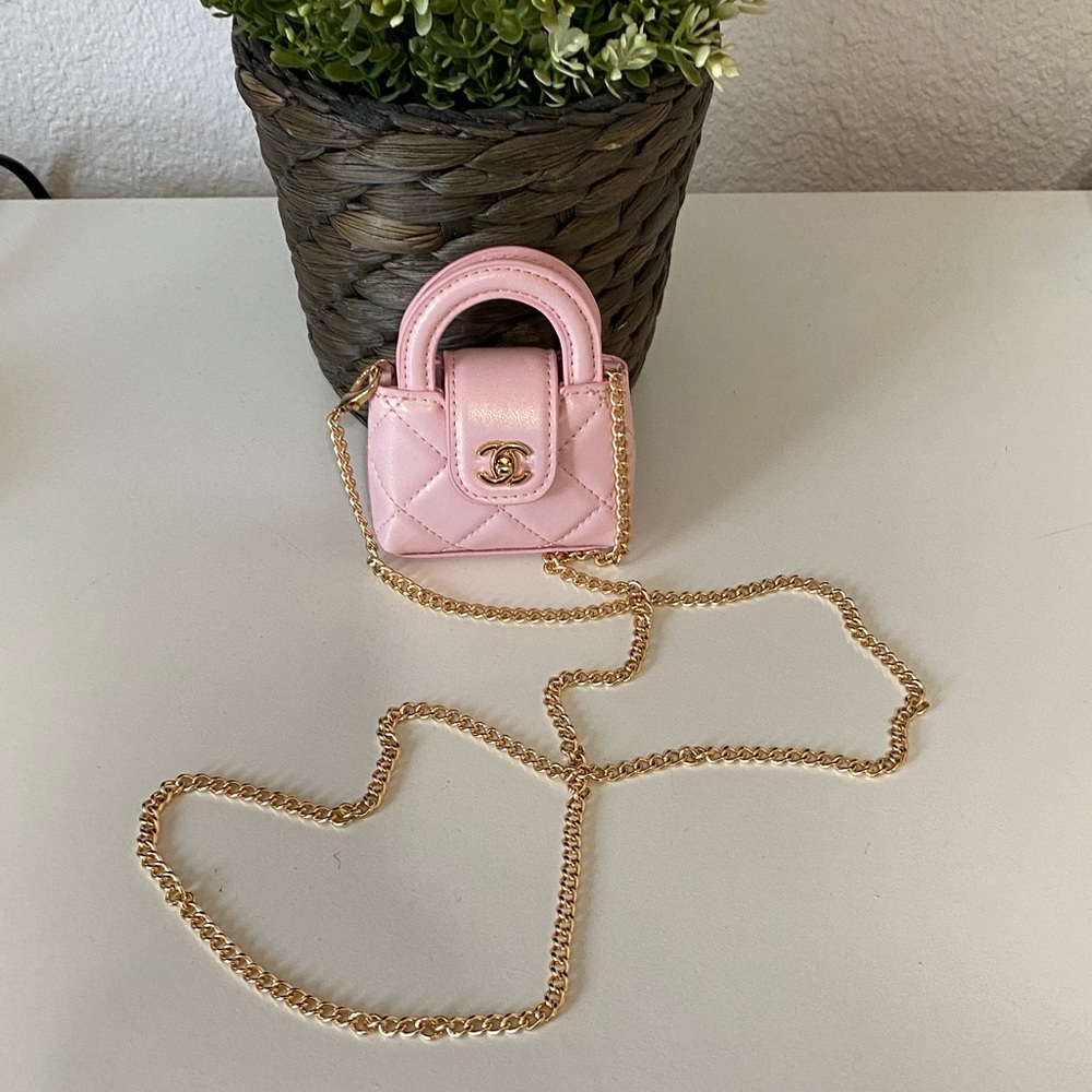 CHANEL Pink Mini Quilted Bag GWP VIP - Picture 7 of 7